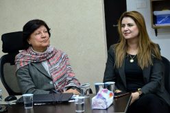 الدكتورة روان الحياري تشارك بندوة تحت عنوان ” مشاركة المرأة الاردنية في الحياة السياسية ودورها في دعم مسيرة التحديث السياسي”