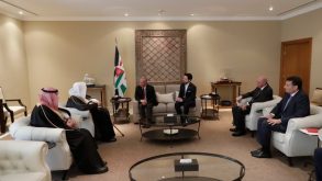 رئيس الوزراء الأردني يستقبل رئيس مجلس الشورى السعودي